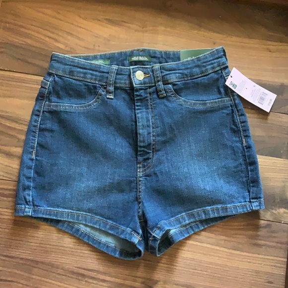 Wild Fable Highest Rise Shorts size 4